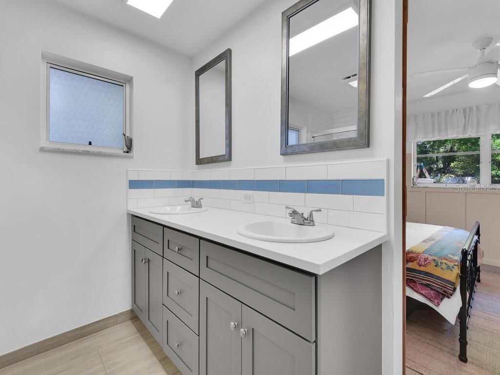 1537 Covington Circle E, Fort Myers, FL 33919 Photo