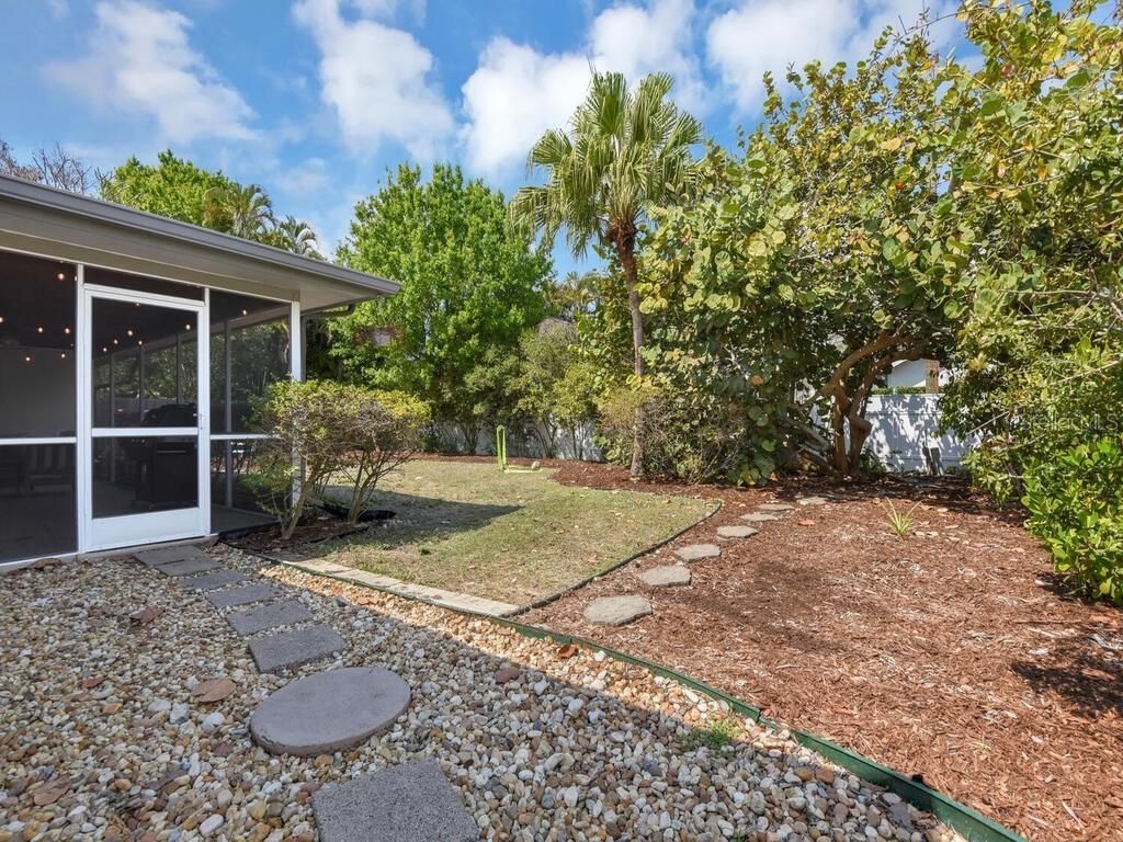 1537 Covington Circle E, Fort Myers, FL 33919 Photo