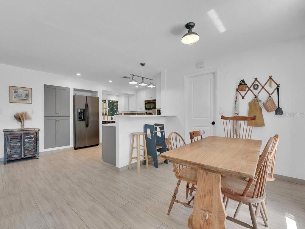 1537 Covington Circle E, Fort Myers, FL 33919 Photo