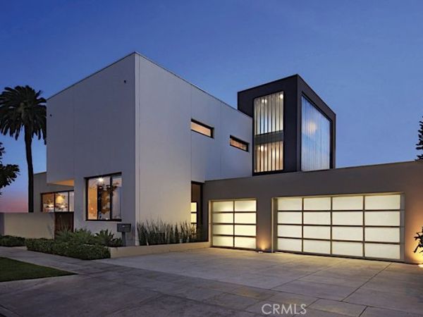 2767 E Ocean, Long Beach, CA 90803