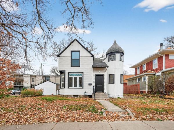 1181 Raymond Avenue, Saint Paul, MN 55108