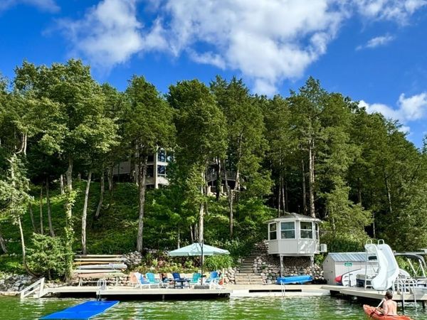 W4996 Robinson Drive, Elkhorn, WI 53121