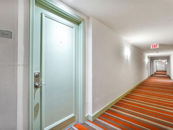 2775 NE 187th St, Unit 304, Aventura, FL 33180