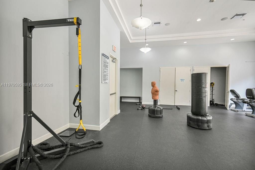 2775 NE 187th St , Unit 304, Aventura, FL 33180 Photo