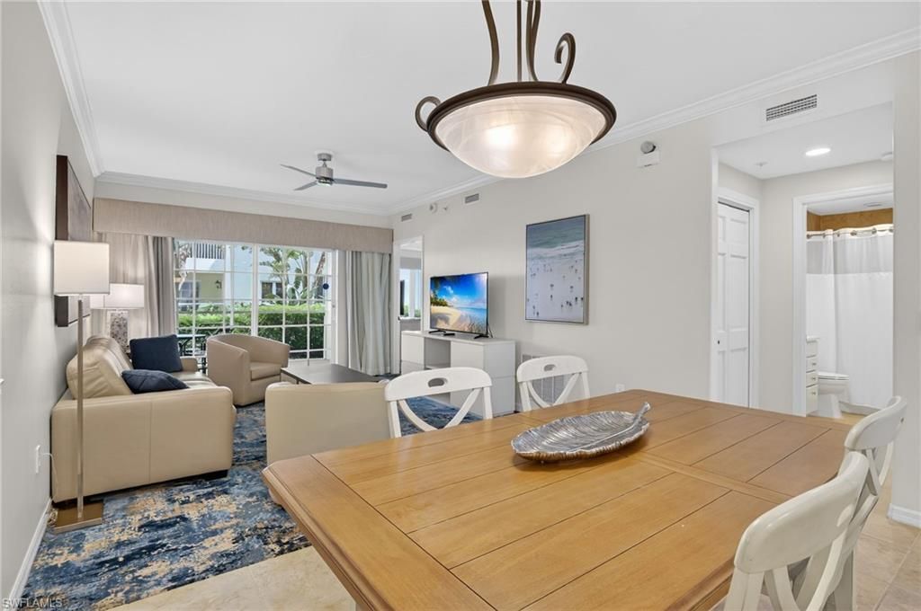 221 9th St S, Unit 114, Naples, FL 34102 Photo