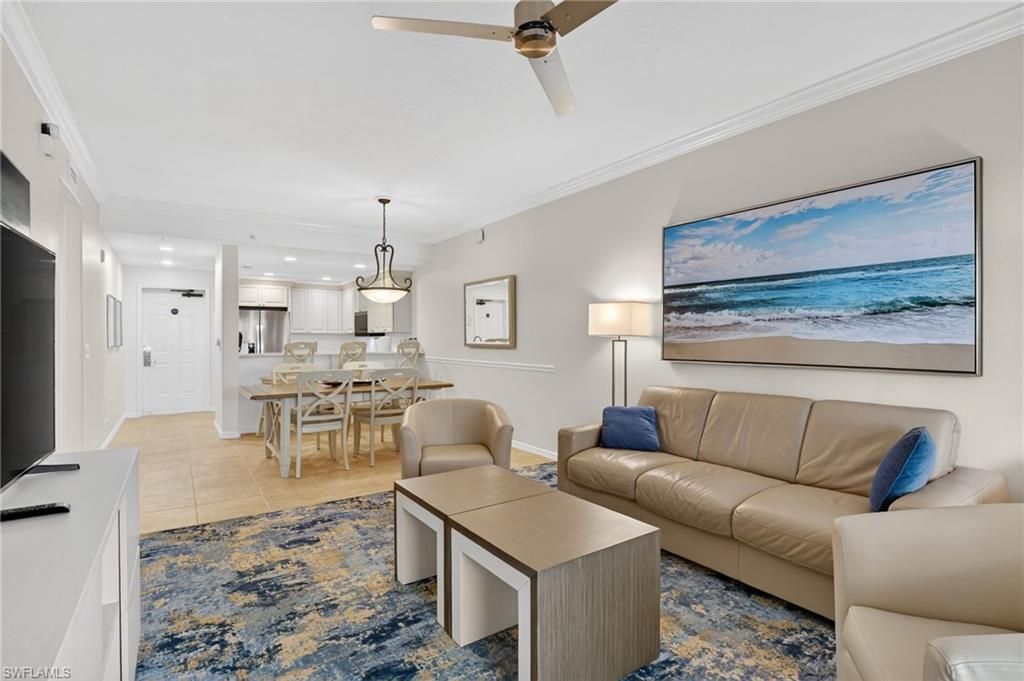 221 9th St S, Unit 114, Naples, FL 34102 Photo