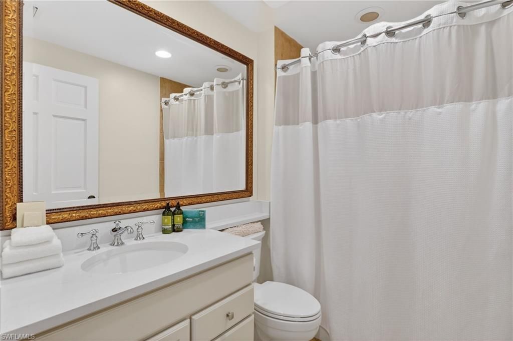 221 9th St S, Unit 114, Naples, FL 34102 Photo