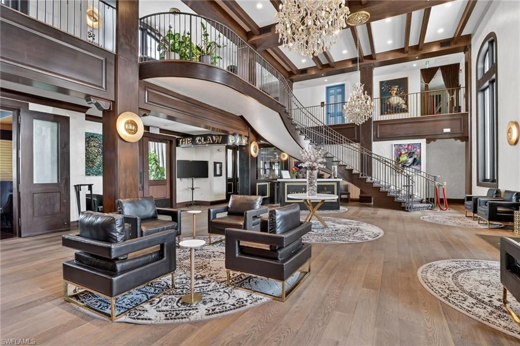 221 9th St S, Unit 114, Naples, FL 34102 Photo