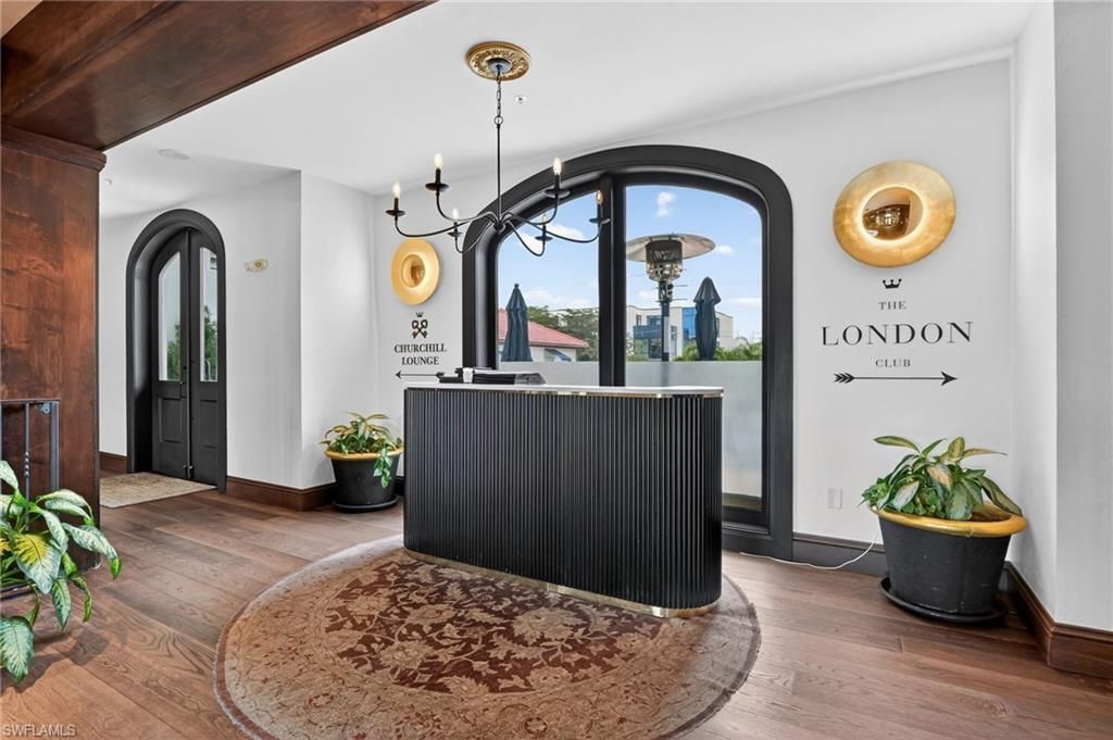 221 9th St S, Unit 114, Naples, FL 34102 Photo