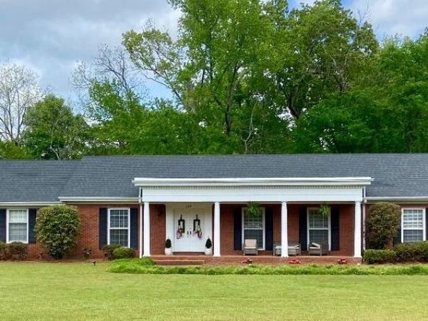 249 N Hwy 9, Pontotoc, MS 38863