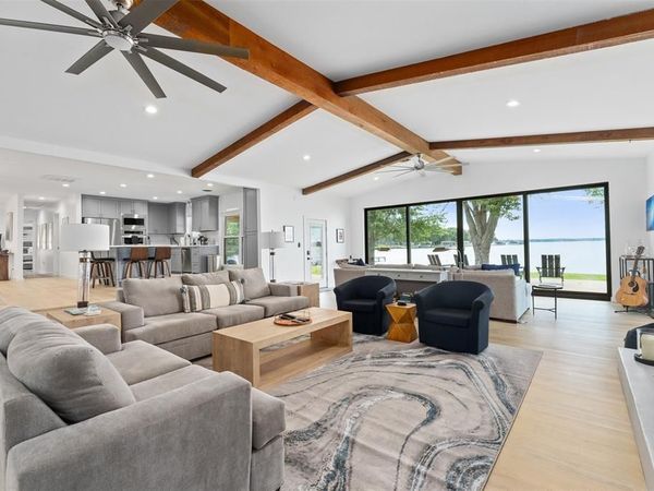 221 Edythe Dee Lane, Mabank, TX 75156