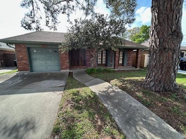 1320 VELMA Street , Metairie, LA 70001