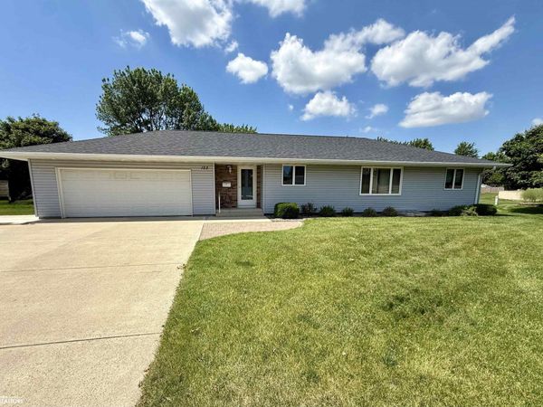 122 Parkside Drive, Algona, IA 50511