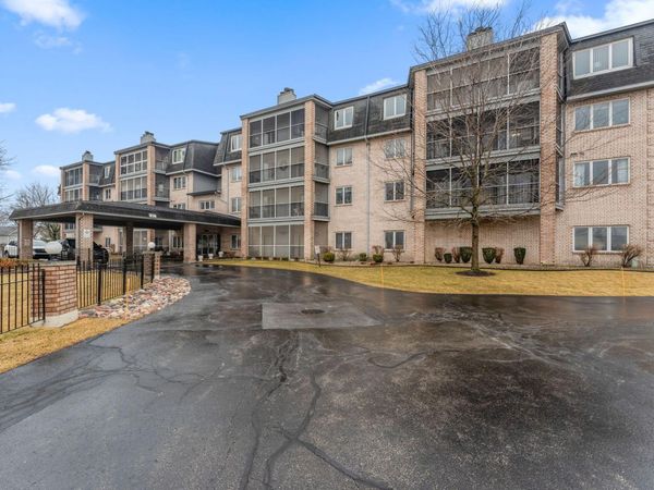8220 Harrison Avenue, Unit 408, Munster, IN 46321