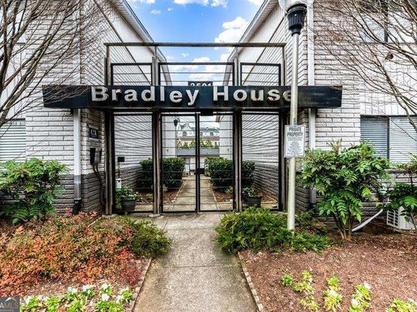 3501 Roswell Road NE, Unit 103, Atlanta, GA 30305