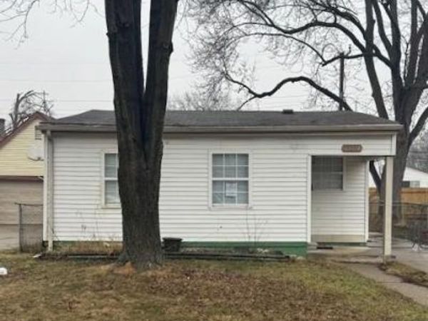 23574 Columbus Avenue , Warren, MI 48089