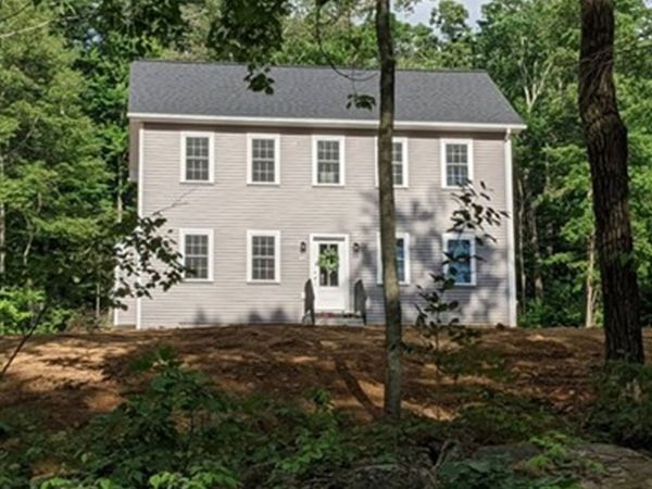 508 Old County Rd., Wales, MA 01081