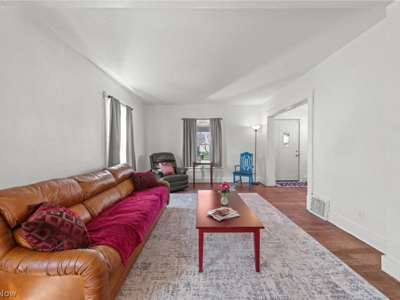 718 E Highland Avenue, Ravenna, OH 44266 Photo 8