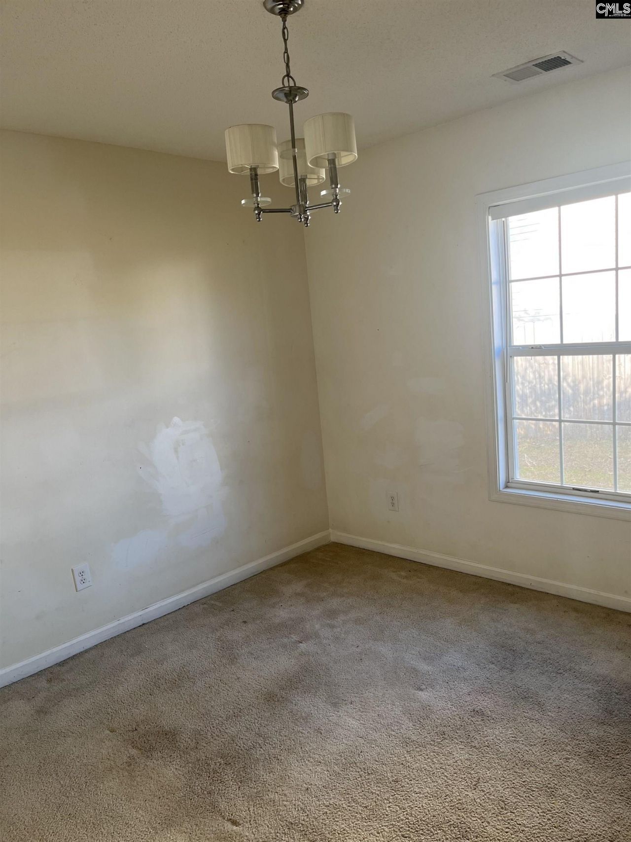 15 Derby Lane  Photo 6