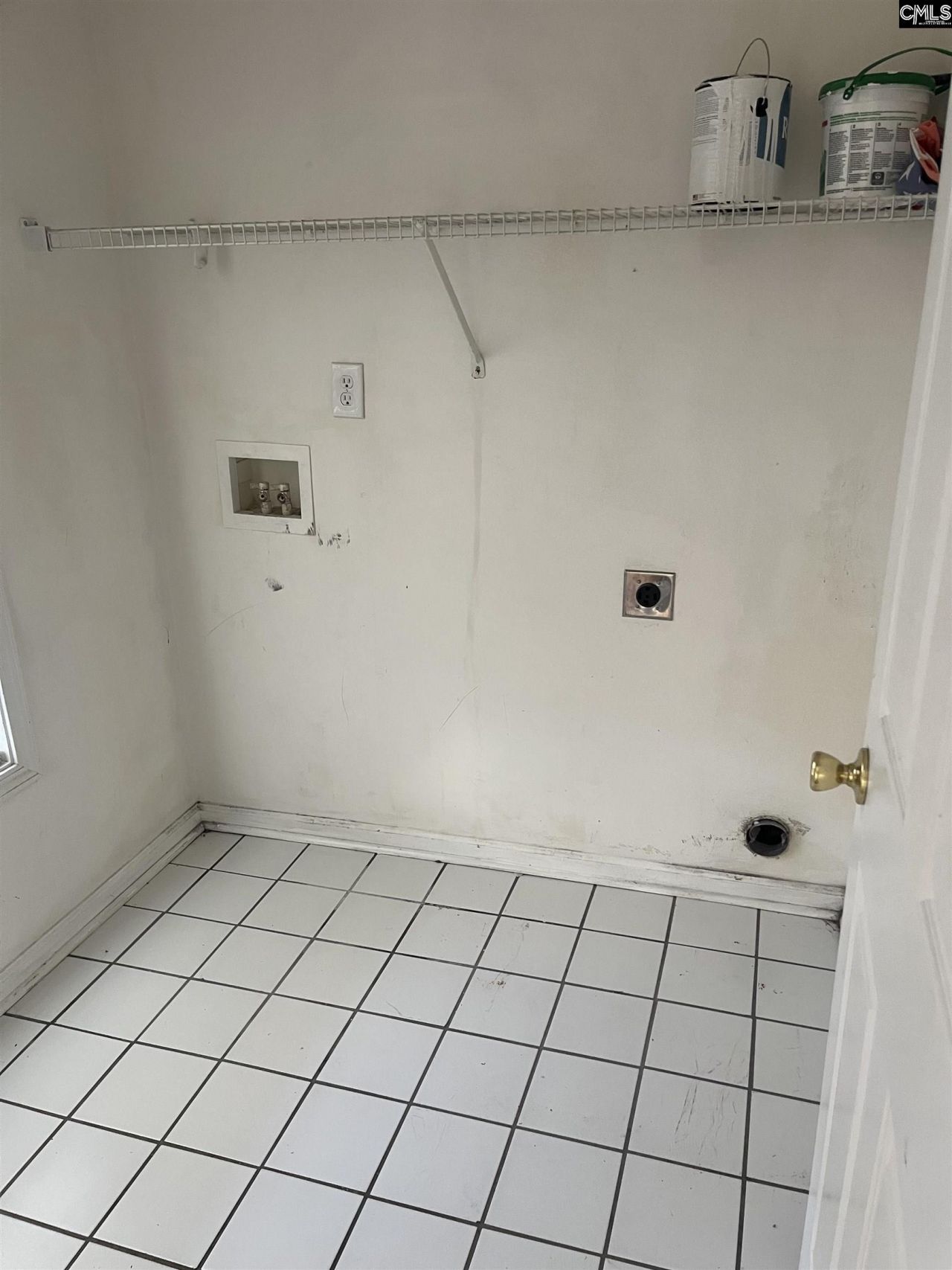 15 Derby Lane  Photo 7