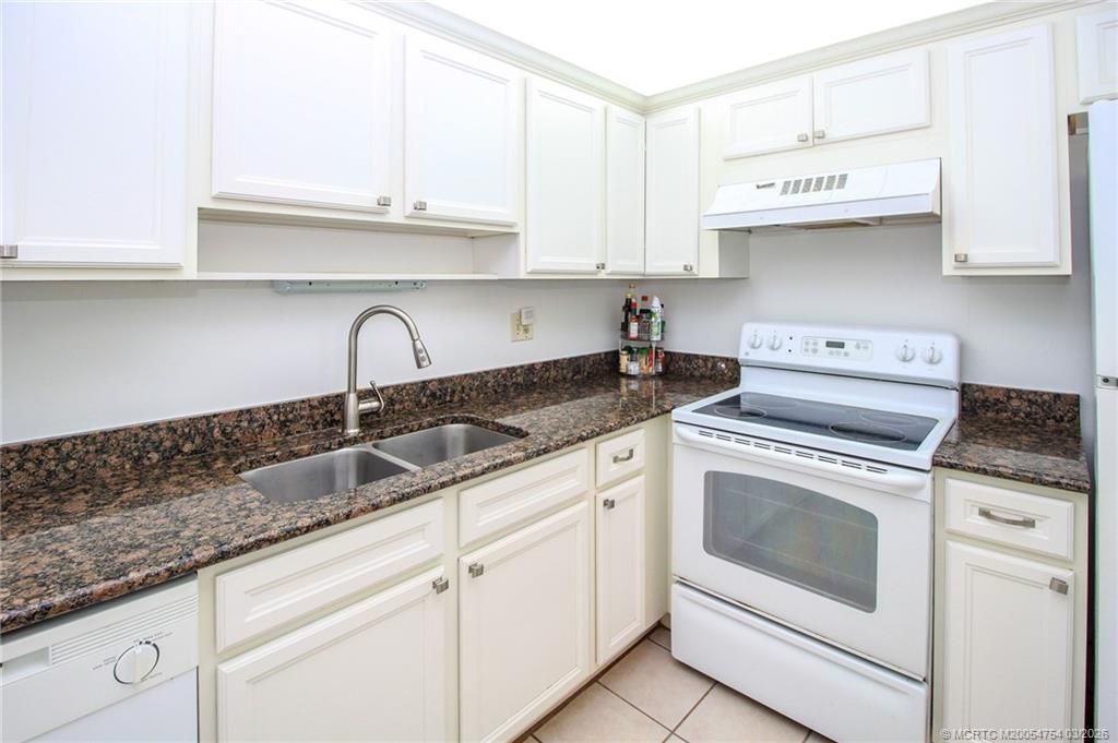 800 NW Fork Road, Unit 3-12, Stuart, FL 34994 Photo