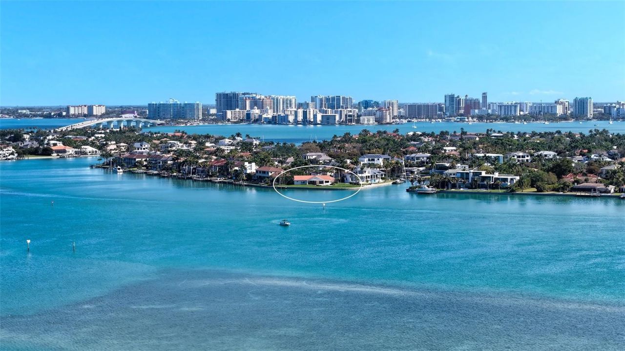 376 West Royal Flamingo Drive, Sarasota, FL 34236 Photo