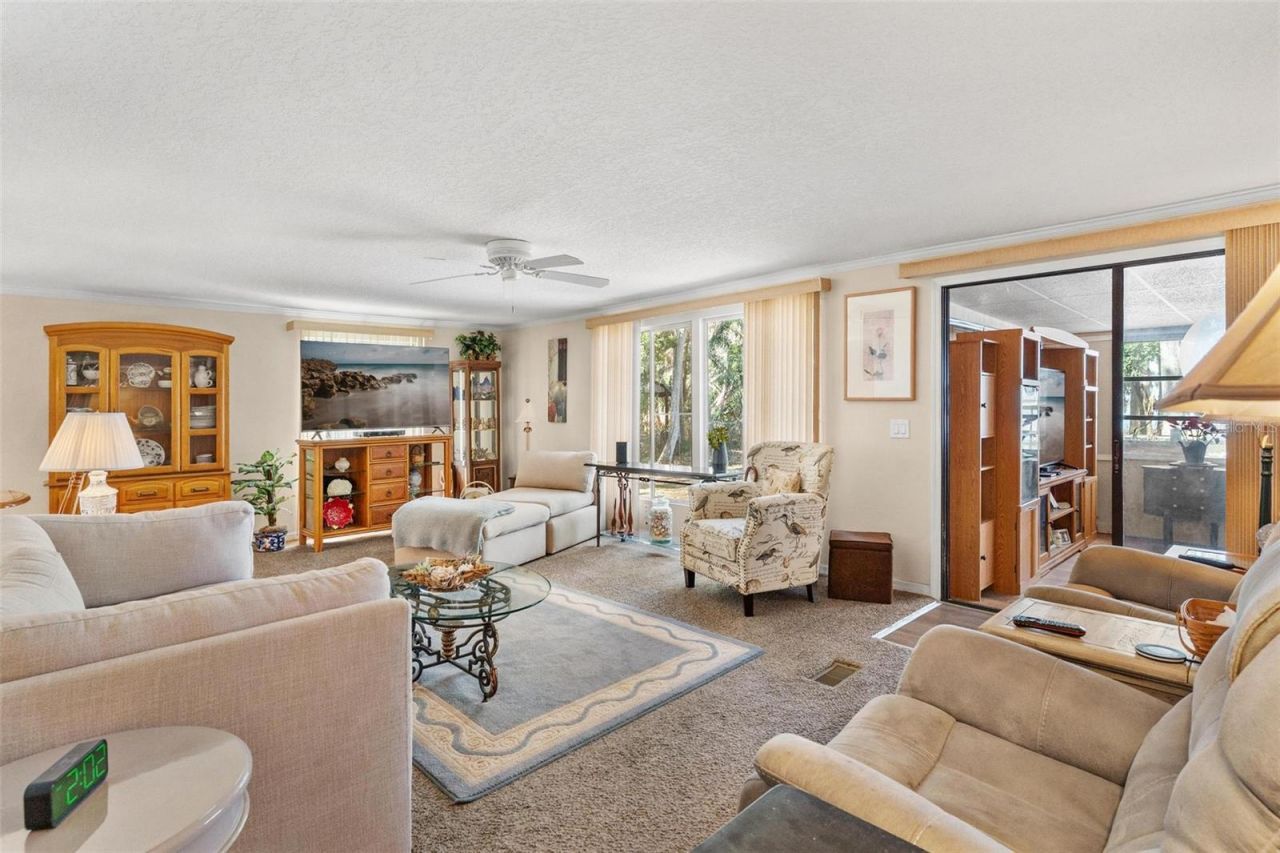 28315 Private Road , Okahumpka, FL 34762 Photo