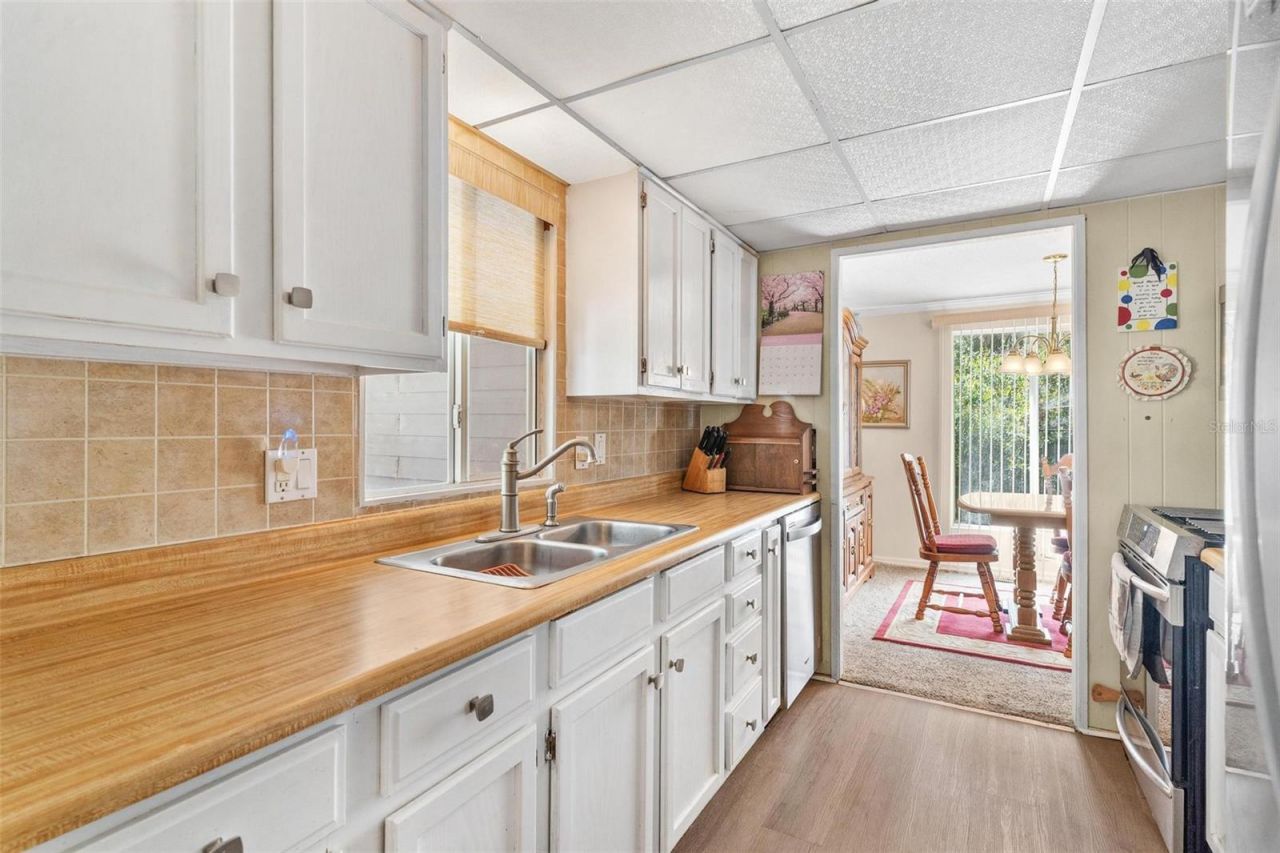 28315 Private Road , Okahumpka, FL 34762 Photo