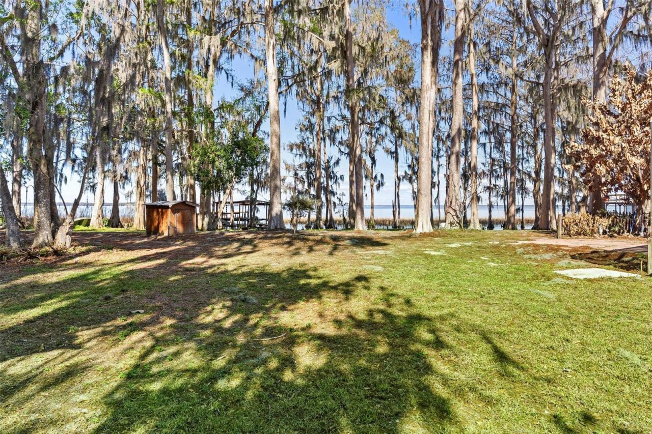 28315 Private Road , Okahumpka, FL 34762 Photo