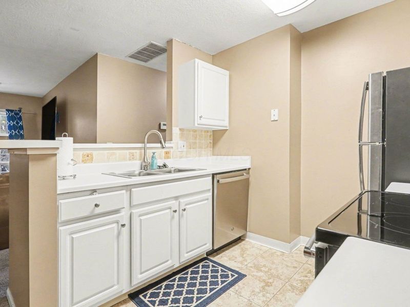 2458 Crystal Springs Drive, Hilliard, OH 43026 Photo 11