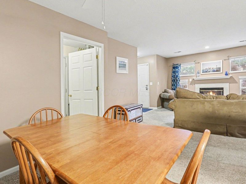 2458 Crystal Springs Drive, Hilliard, OH 43026 Photo 9