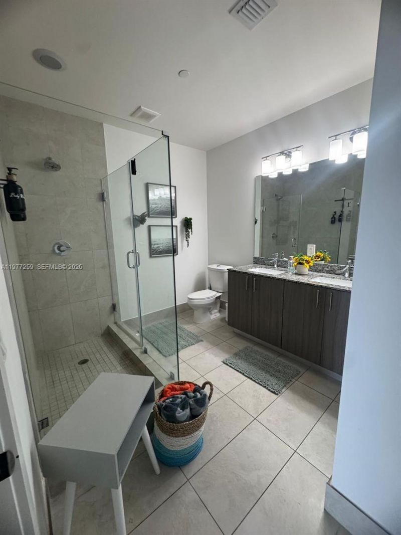 5350 NW 84th Ave , Unit 1911, Doral, FL 33166 Photo