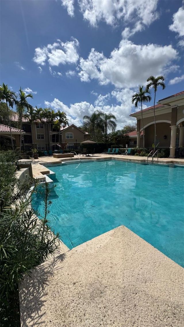 131 SW 117th Ave, Unit 8305, Pembroke Pines, FL 33025 Photo