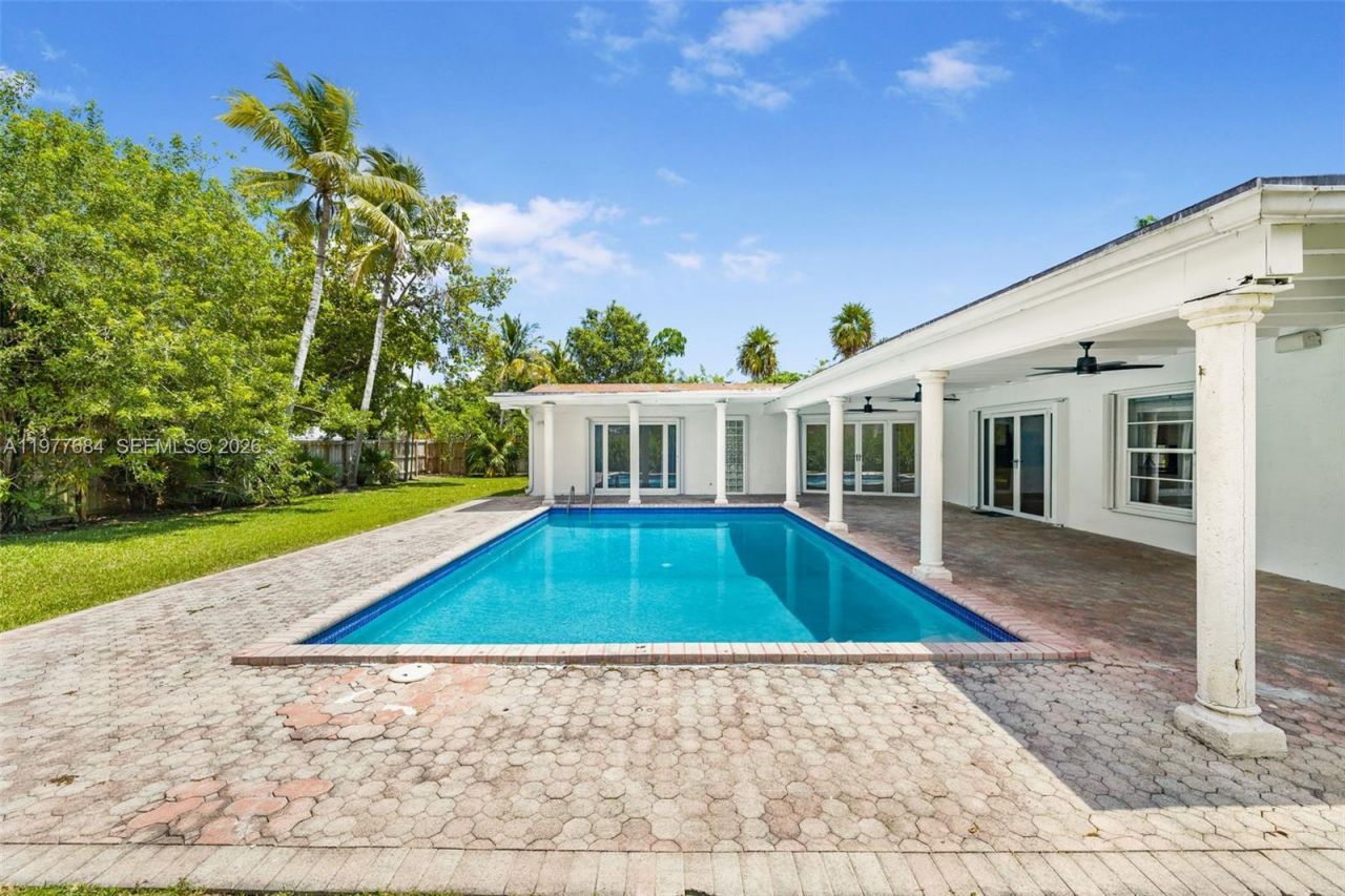 7255 SW 125th St , Pinecrest, FL 33156 Photo