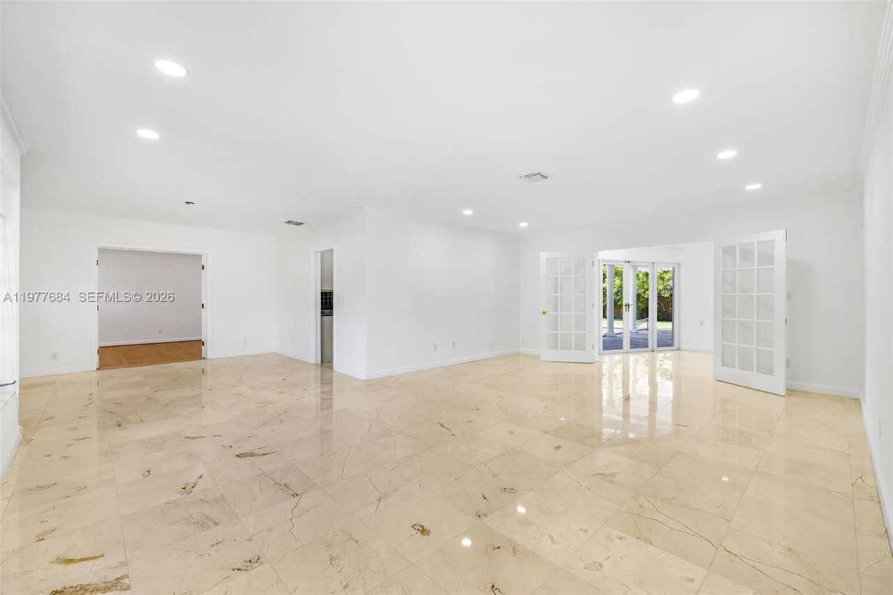 7255 SW 125th St , Pinecrest, FL 33156 Photo