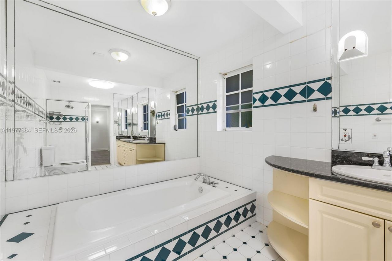 7255 SW 125th St , Pinecrest, FL 33156 Photo