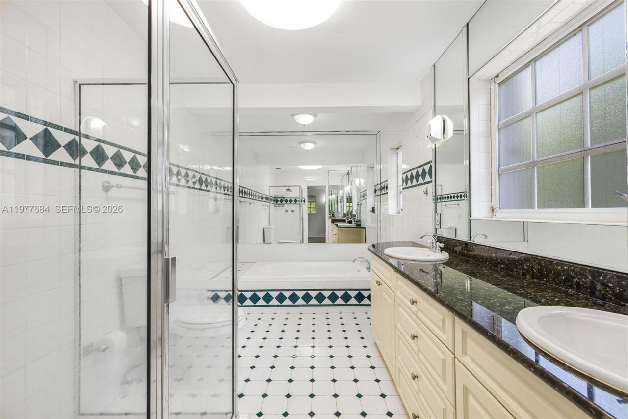 7255 SW 125th St , Pinecrest, FL 33156 Photo