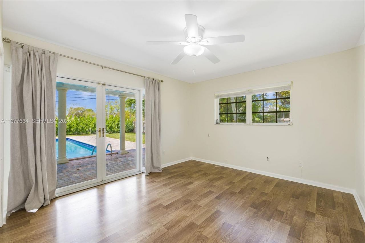 7255 SW 125th St , Pinecrest, FL 33156 Photo