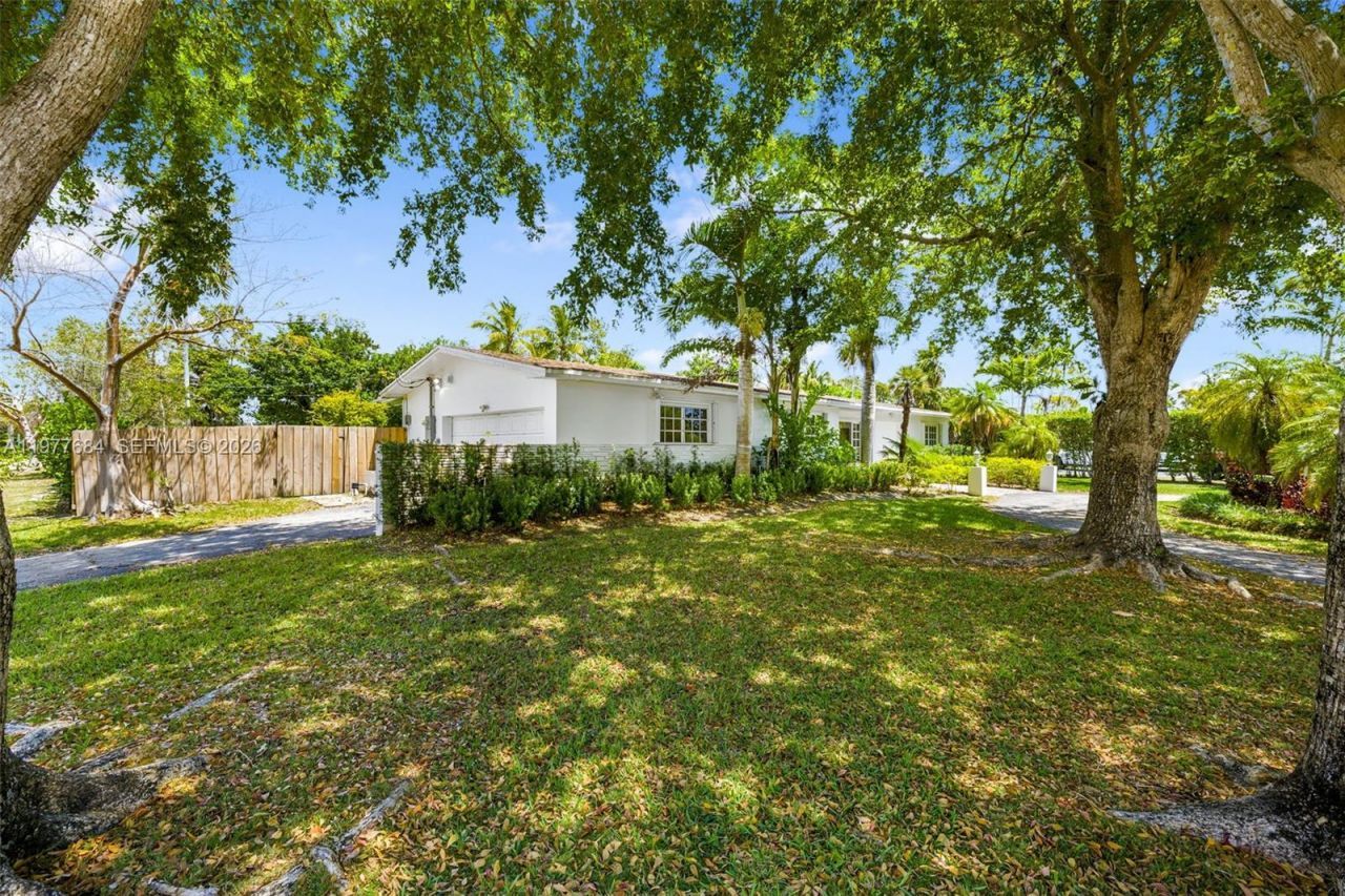 7255 SW 125th St , Pinecrest, FL 33156 Photo