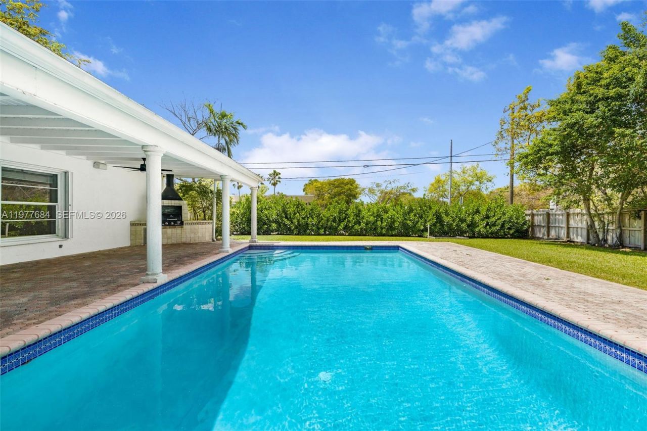 7255 SW 125th St , Pinecrest, FL 33156 Photo