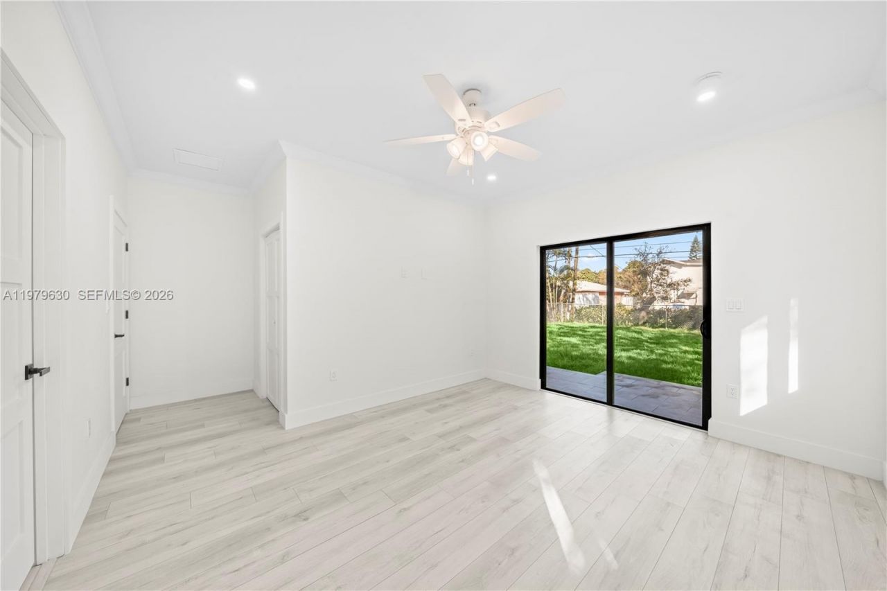 1735 NW 84th St , Miami, FL 33147 Photo