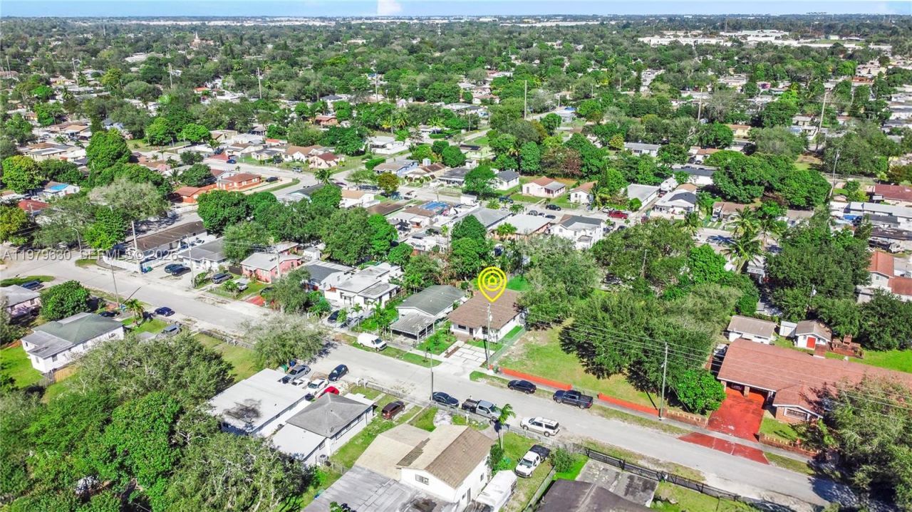 1735 NW 84th St , Miami, FL 33147 Photo