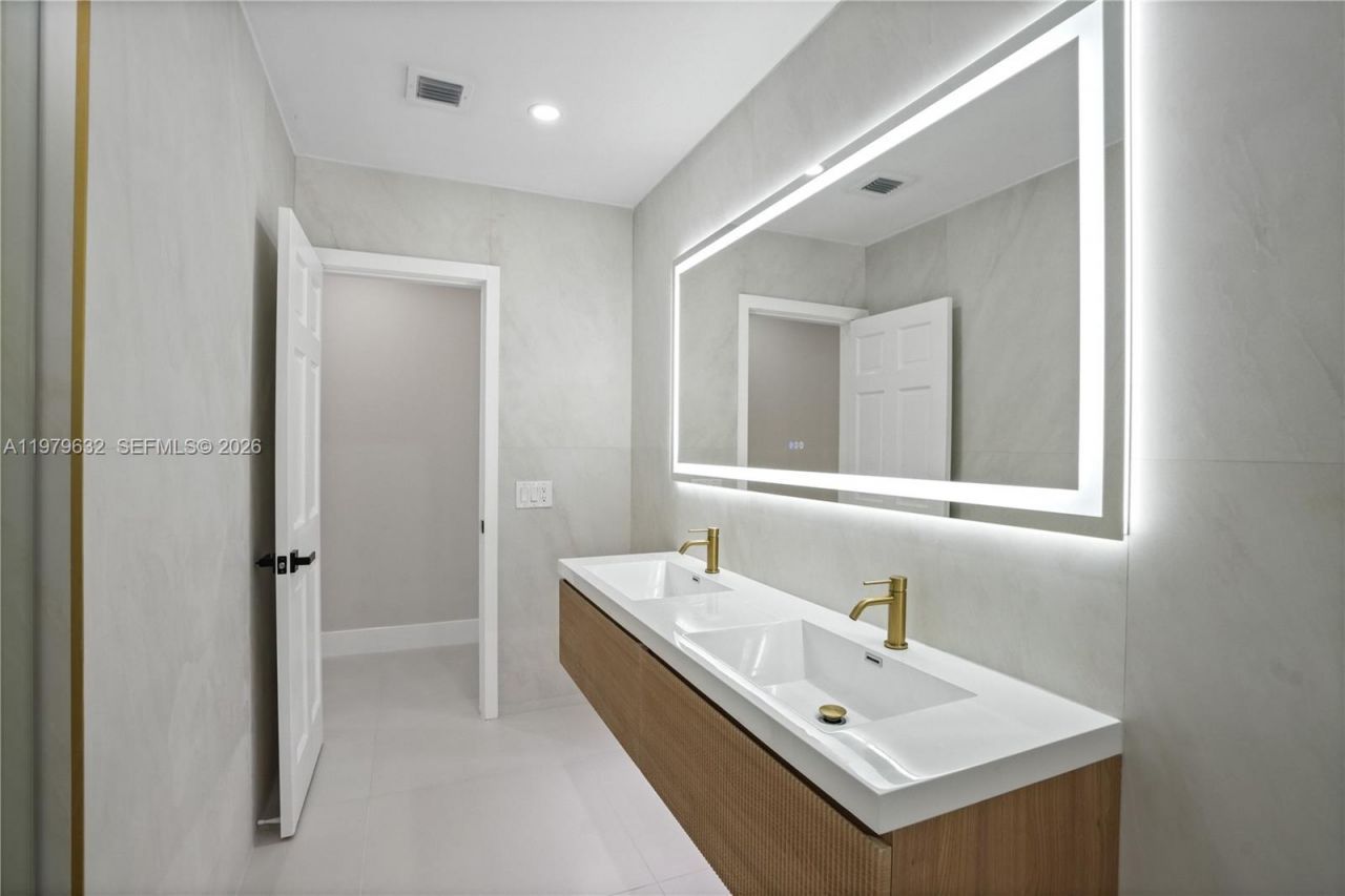 7845 SW 179th Ter, Palmetto Bay, FL 33157 Photo