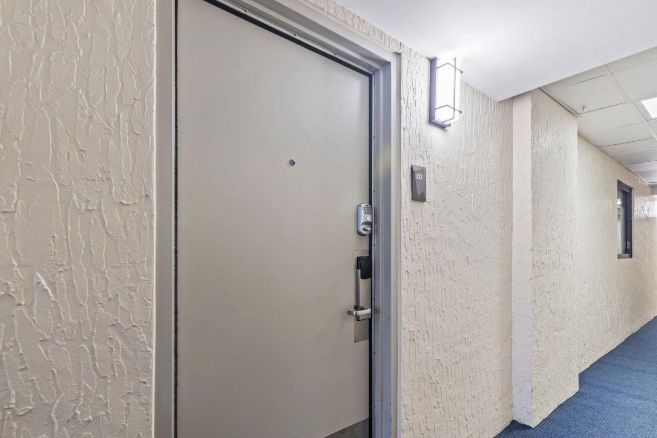 7100 N Ocean Blvd. Photo 23