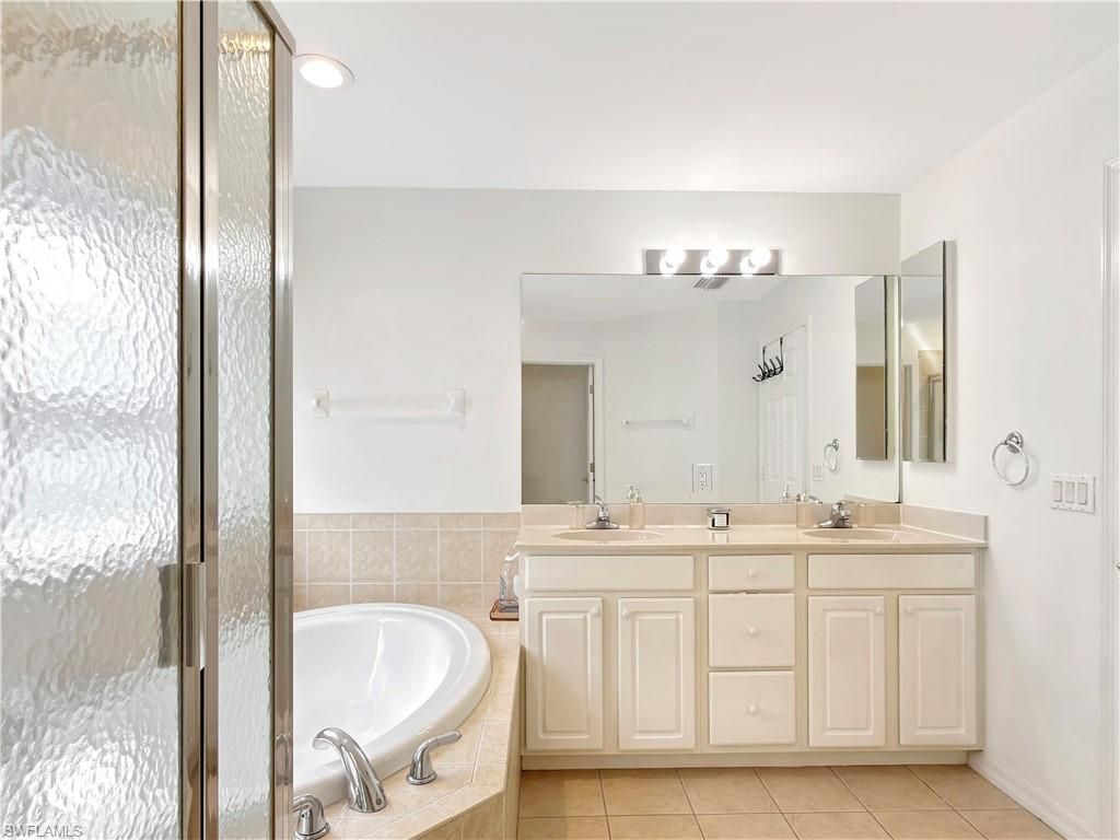 9729 Heatherstone River Ct, Unit 3, Estero, FL 33928 Photo