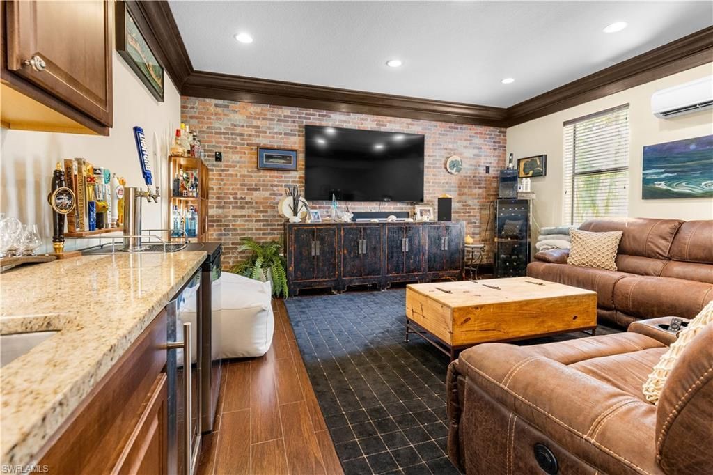 1504 Bowlees Cv, Bradenton, FL 34207 Photo