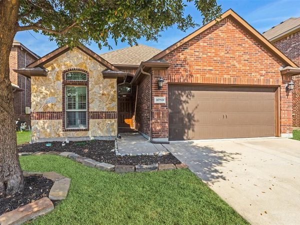 3713 Redwood Creek Lane, Fort Worth, TX 76137
