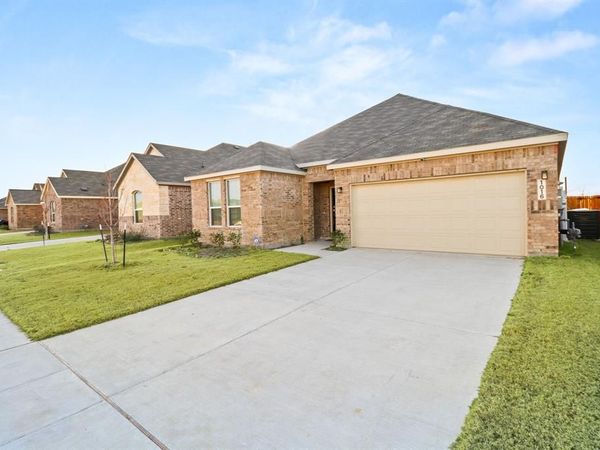 1016 Flameleaf Drive, Princeton, TX 75407
