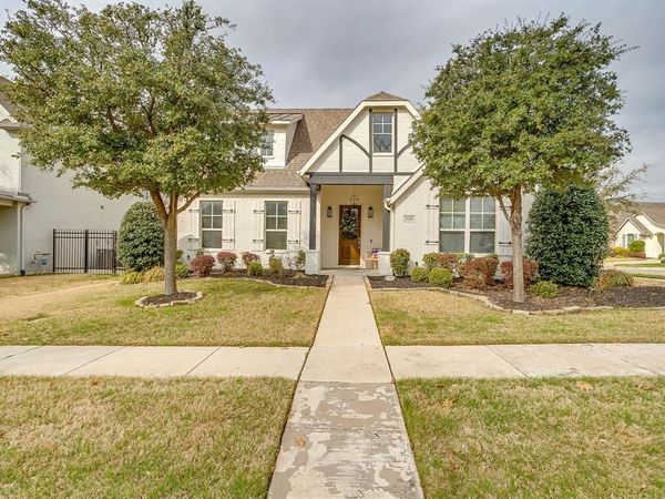 500 Sheer Bliss Lane , Fort Worth, TX 76114
