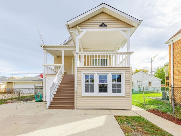 5421 S Mulligan Avenue , Chicago, IL 60638